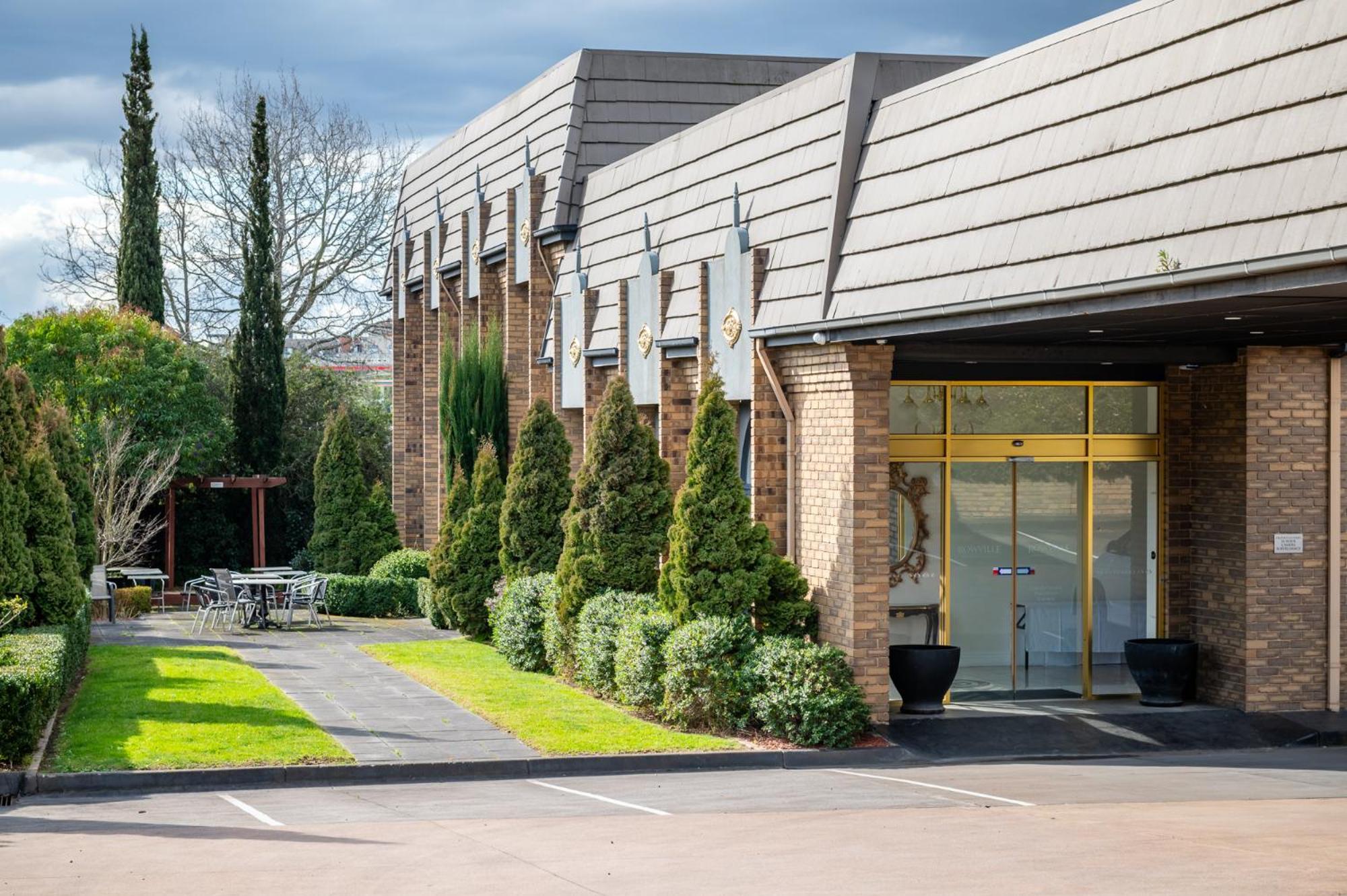 Rowville International Hotel Dış mekan fotoğraf