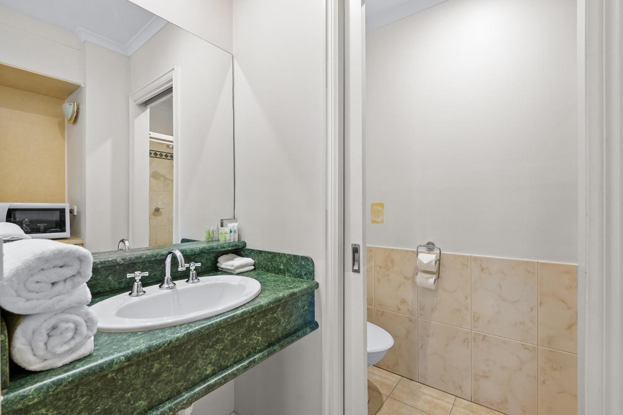 Rowville International Hotel Dış mekan fotoğraf