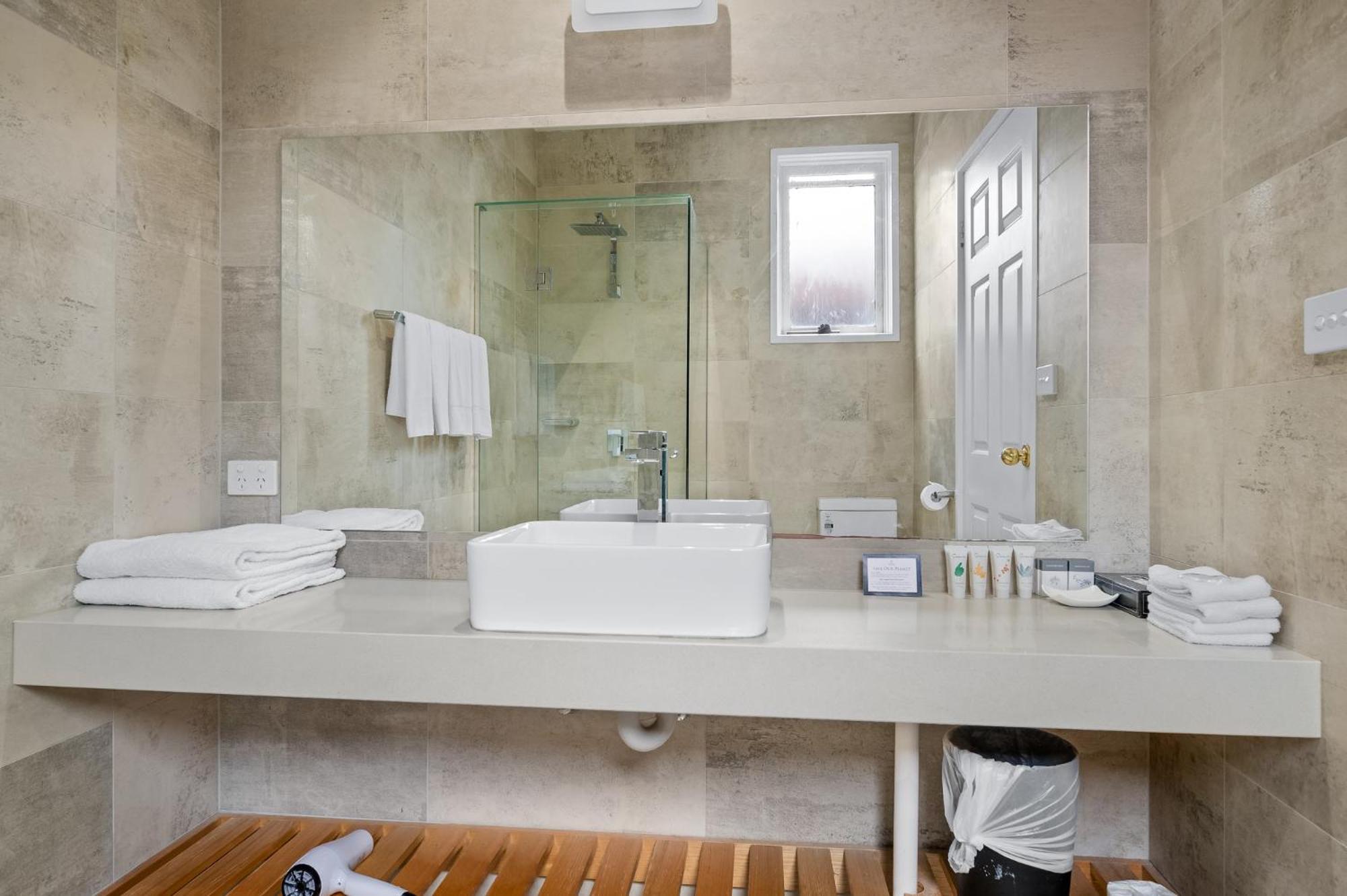 Rowville International Hotel Dış mekan fotoğraf