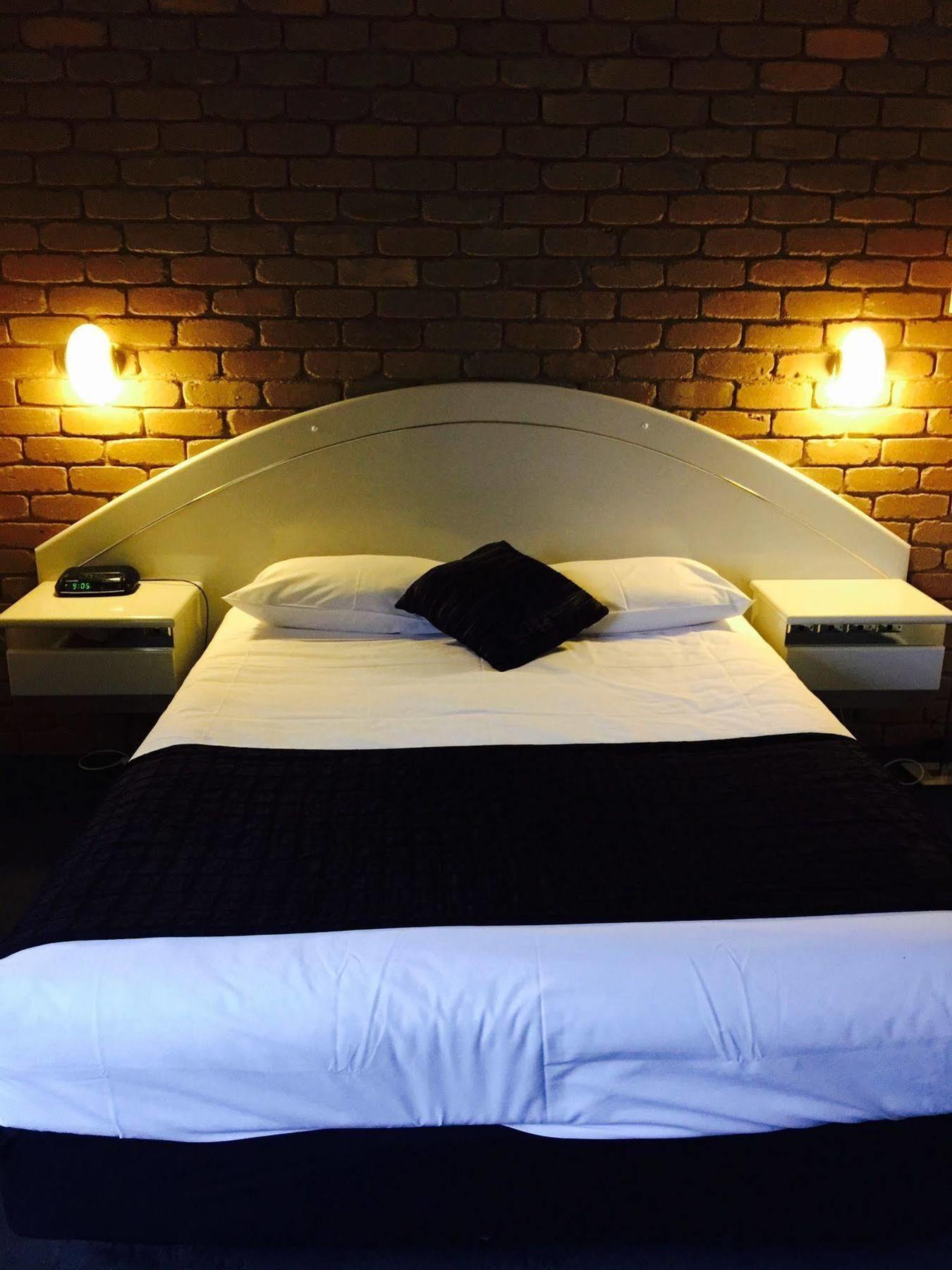 Rowville International Hotel Dış mekan fotoğraf