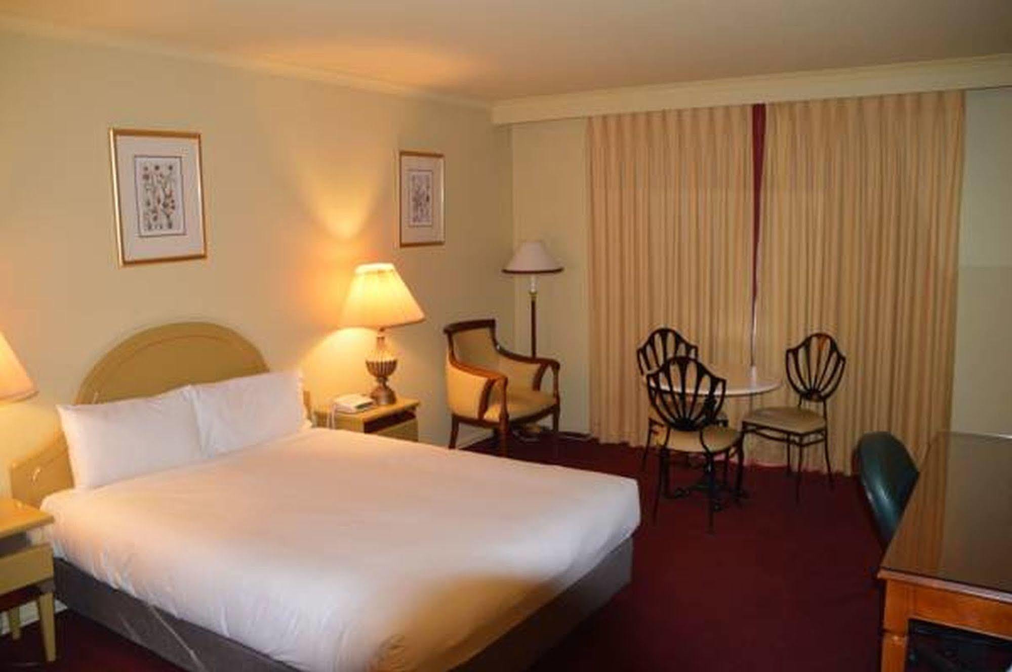 Rowville International Hotel Dış mekan fotoğraf